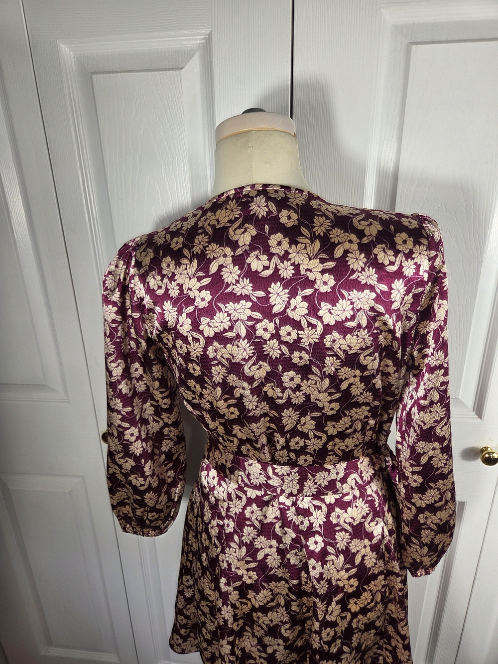 Draper James Floral Wrap Dress Size 6 Burgundy Plum Cream Long Sleeve - Picture 6 of 8